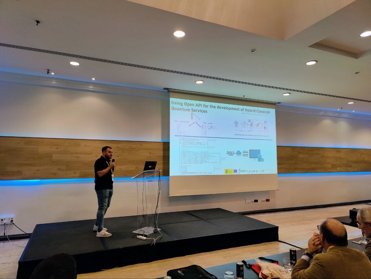 ICSOC 2022 – Using OpenAPI for the development of Hybrid Classical-Quantum Services